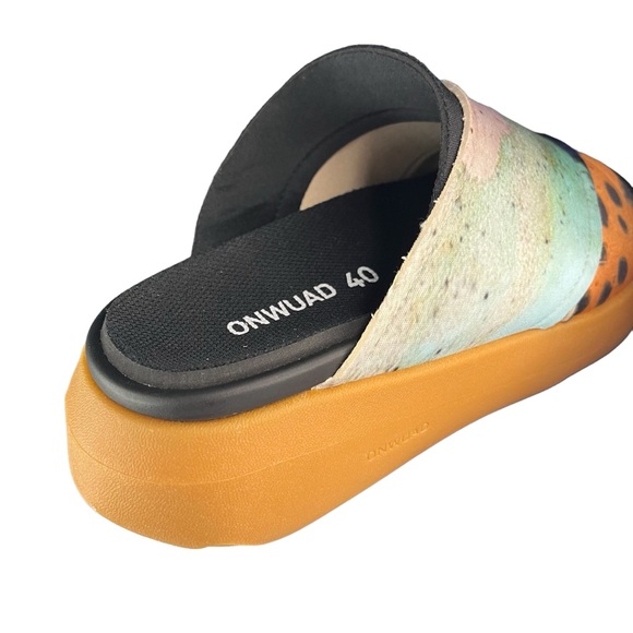 Onwuad x Benny Co The Kris Slide - Picture 4 of 6